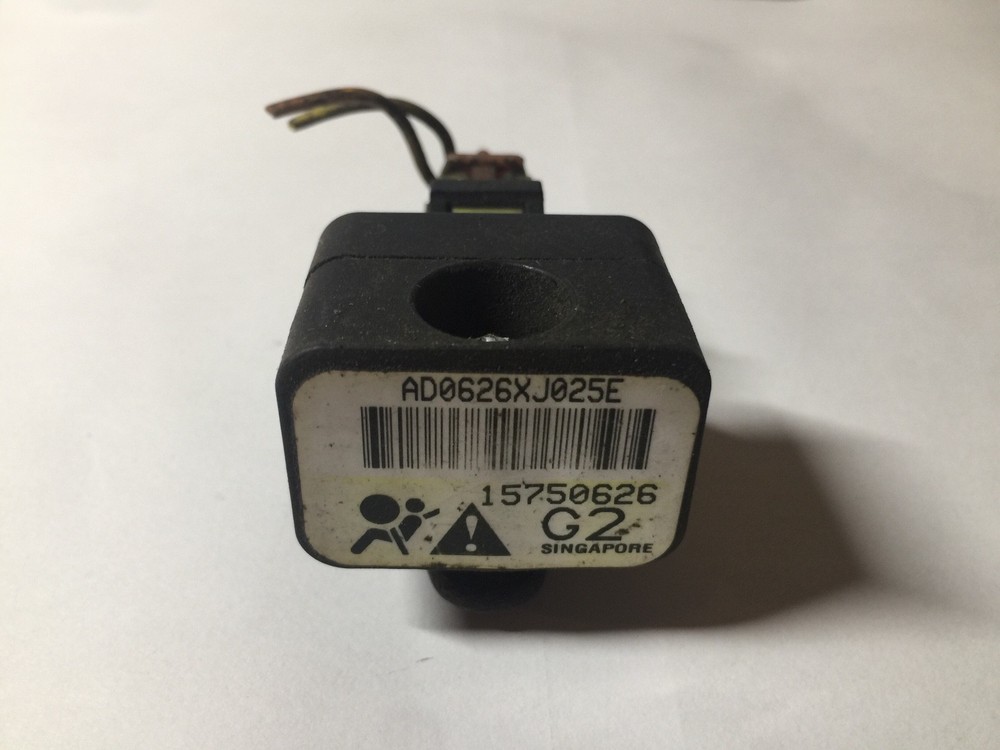 15750626 Chevrolet EXPRESS, GMC SAVANA GM OEM Front Sensor