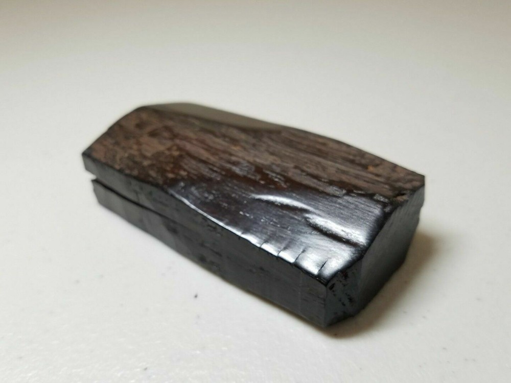 ANCIENT JAPANESE WOOD CARVING BOX