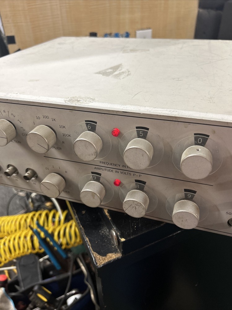 Wavetek Model 155 Programmable VCG