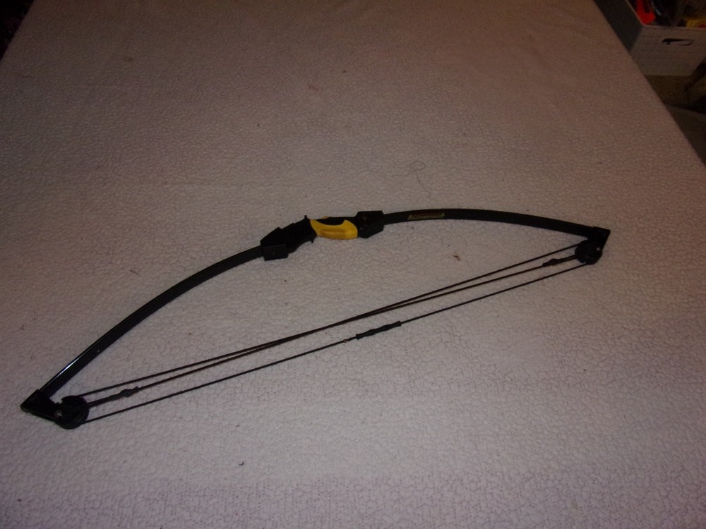 Barnett LiL Banshee Youth Compound Bow