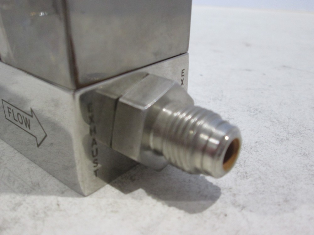 Unit, UFC-1260, Mass Flow Controller, 200 SCCM, 15%PH3/SiH4, Used