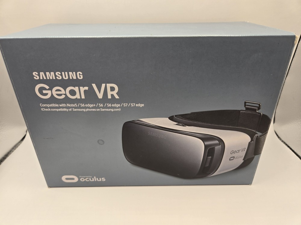 Samsung Oculus VR Headset New In Box Sealed Virtual Reality