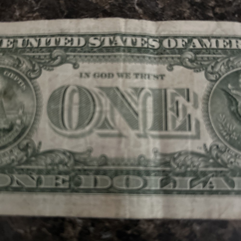 One Dollar Star Note. F10524881*