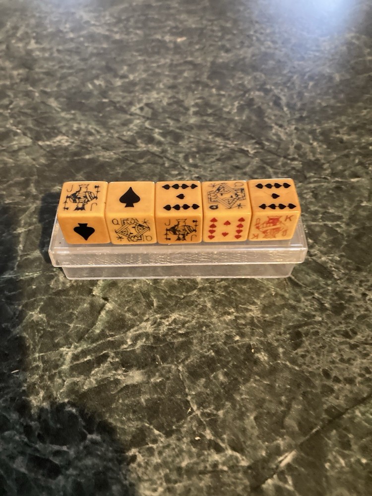 Vintage Butterscotch Bakelite Dice. Poker Set With Box. Ex