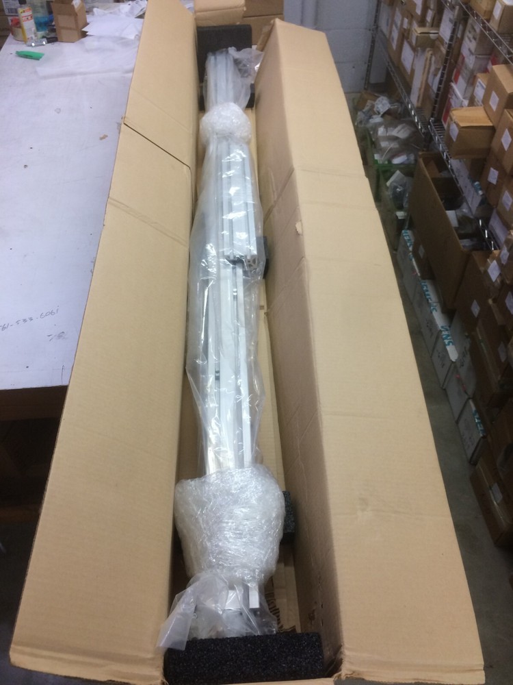 MACRON DYNAMICS LINEAR AXIS ACTUATOR APROX 80" RAIL W 20" CARRIAGE 10935B01