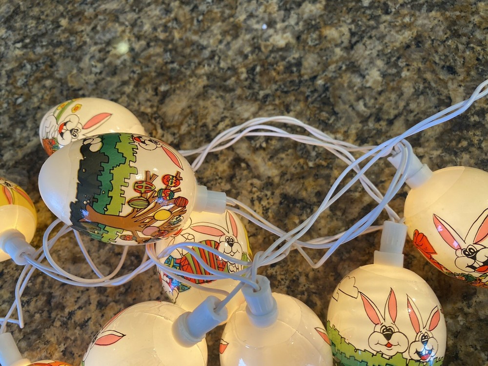 Easter Impressions 10 Decorative Lights Eggs String Lights Vintage (Working)