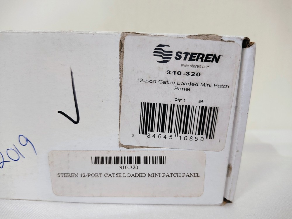 Steren 310-320 12 Port CAT5E Loaded Network Mini Patch Panel