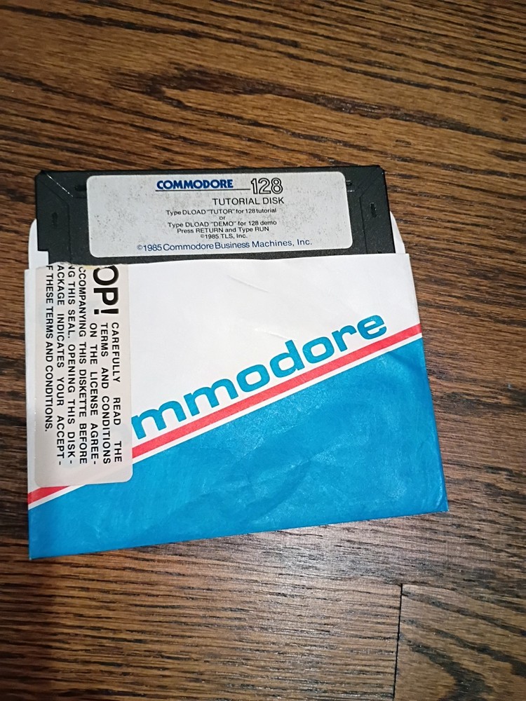 Commodore 128 Tutorial/Qlink Disk 1985 **tested