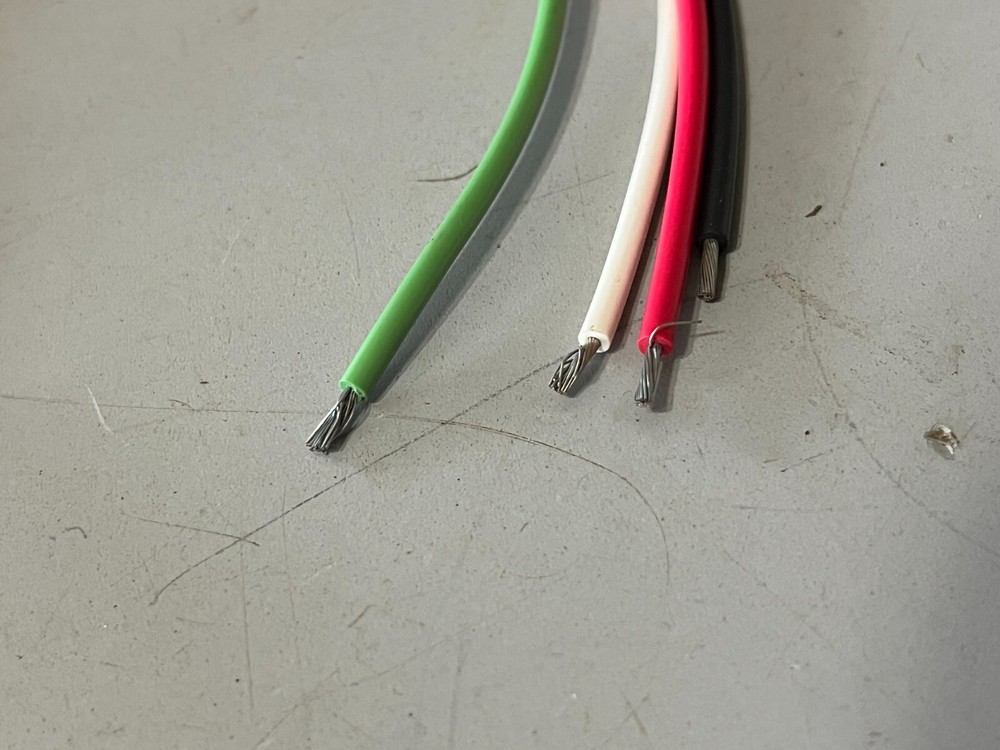 Brad Harrison, External Thread Receptacle, 1R4006A20A120