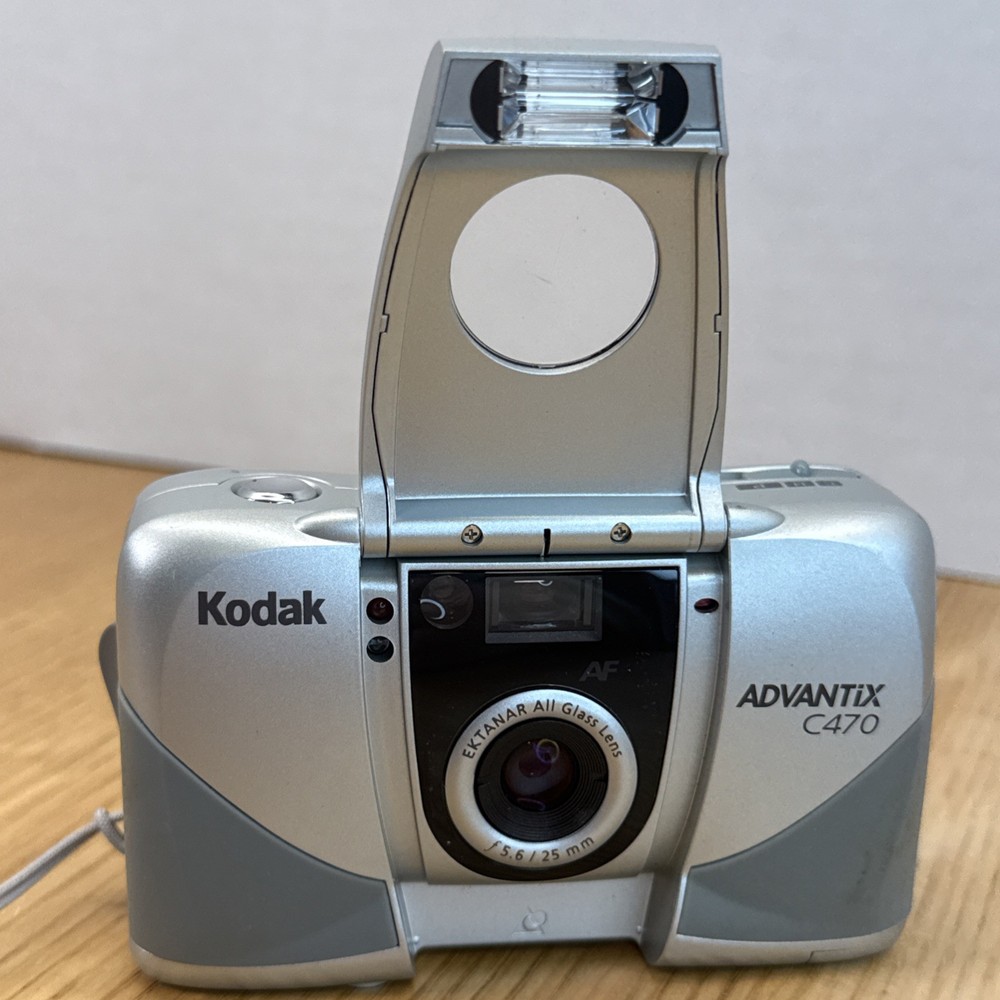 Kodak Advantix C470 APS Point & Shoot Film Camera Silver