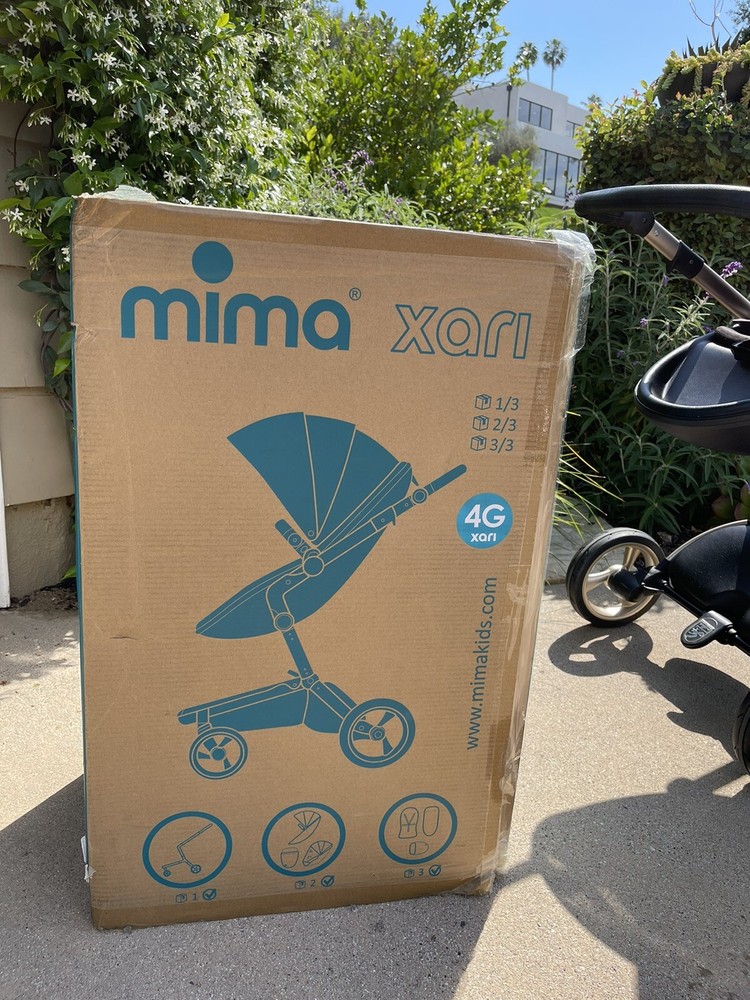 Mima Xari Stroller Black with Champagne Chassis