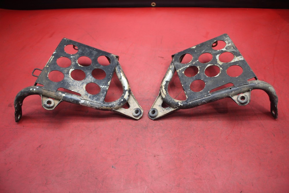 1992 YAMAHA WARRIOR 350 RIGHT LEFT HEEL GUARDS PAIR