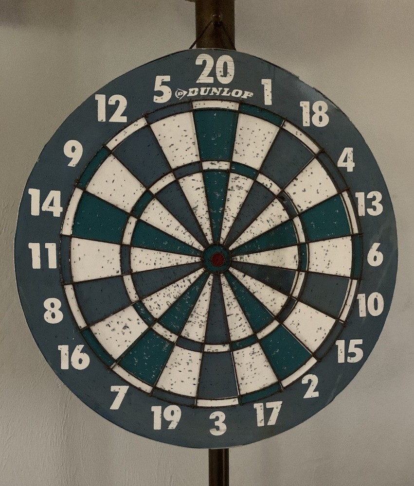 Vtg Dunlop Dart Board 17”