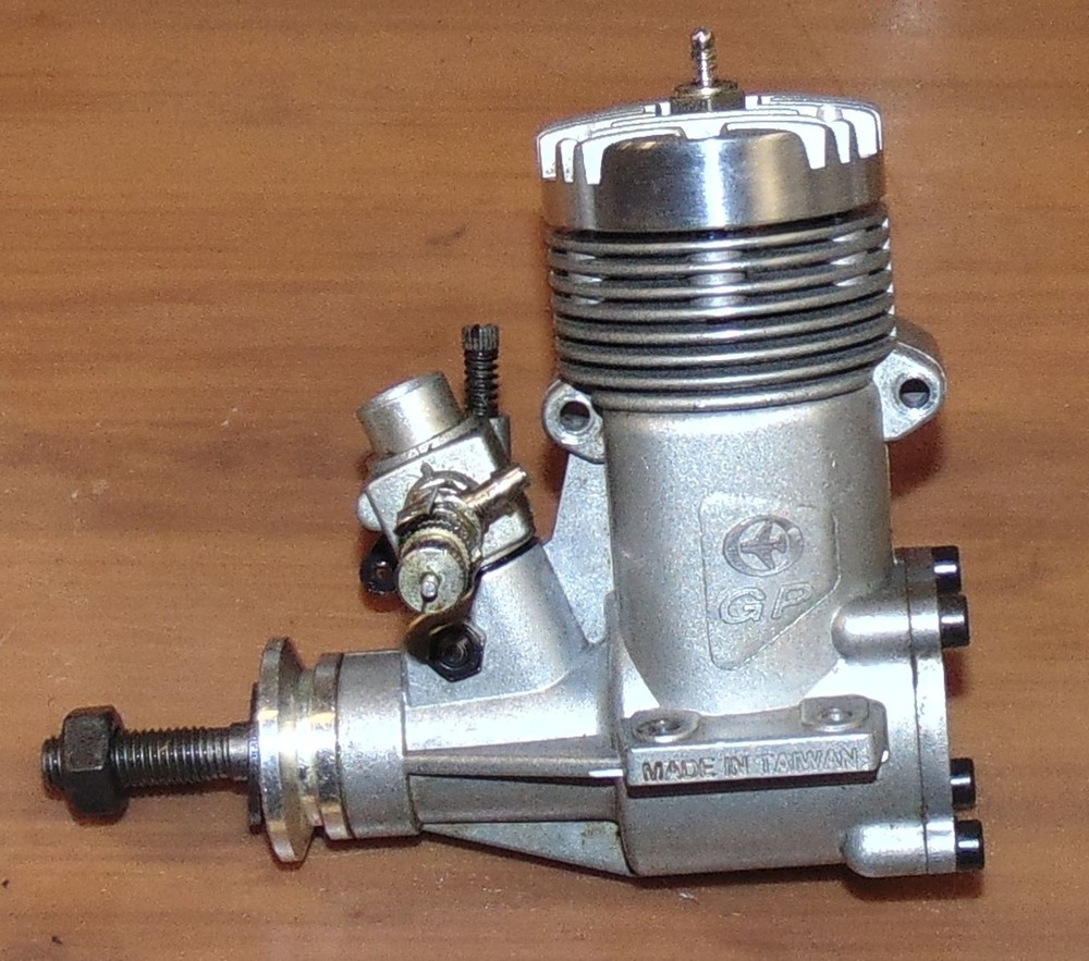 Thunder Tiger GP 40 RC Model Airplane Engine.. nice 3
