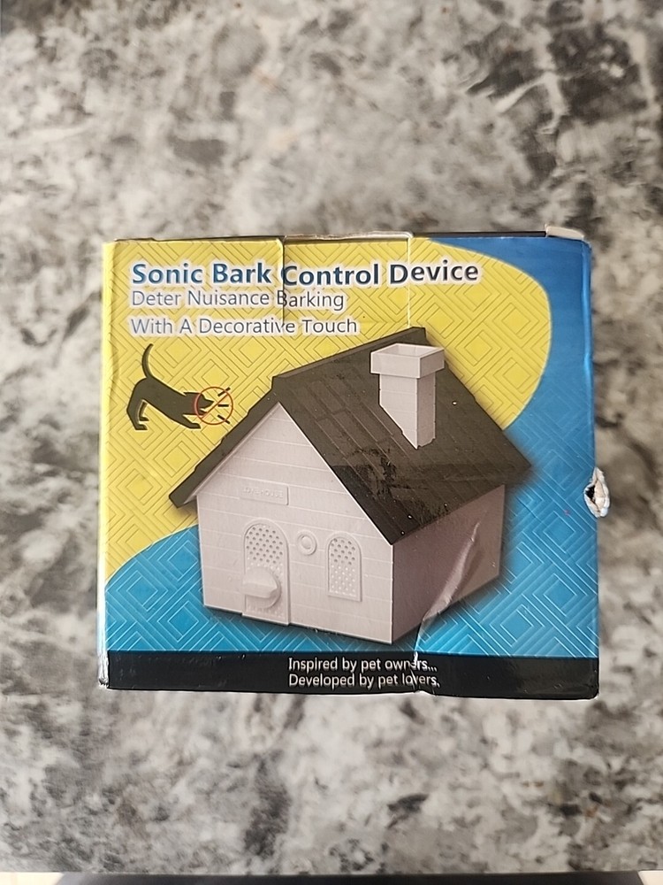 Sonic Bark Control Device with Decorative Touch! Small House Open Box