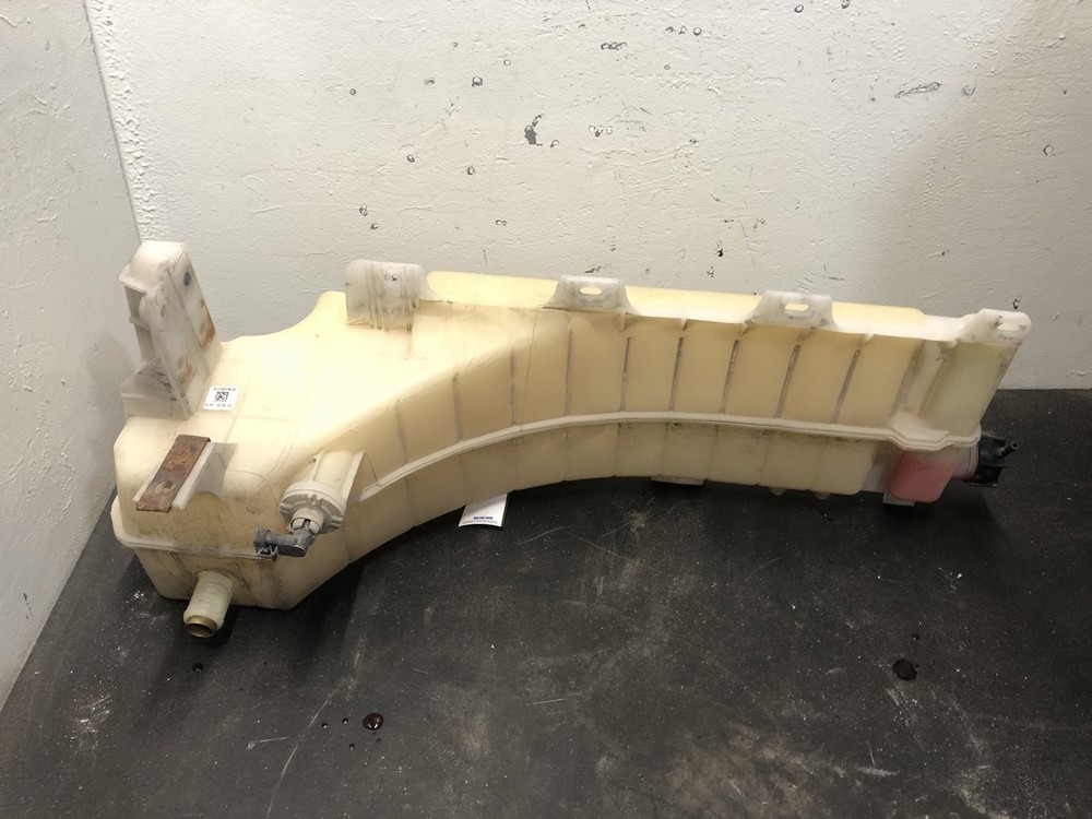 Mack ANTHEM (AN) Radiator Overflow Bottle - Used