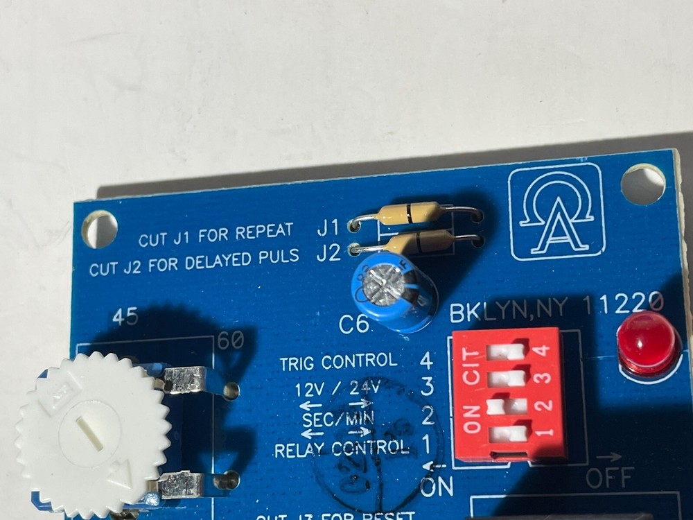 6062 Altronix Multi-Purpose Timer Module 12/24VDC NOS NOB