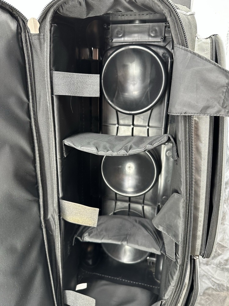 Brunswick Flash X Triple Roller Bowling Bag - Silver (preowned)