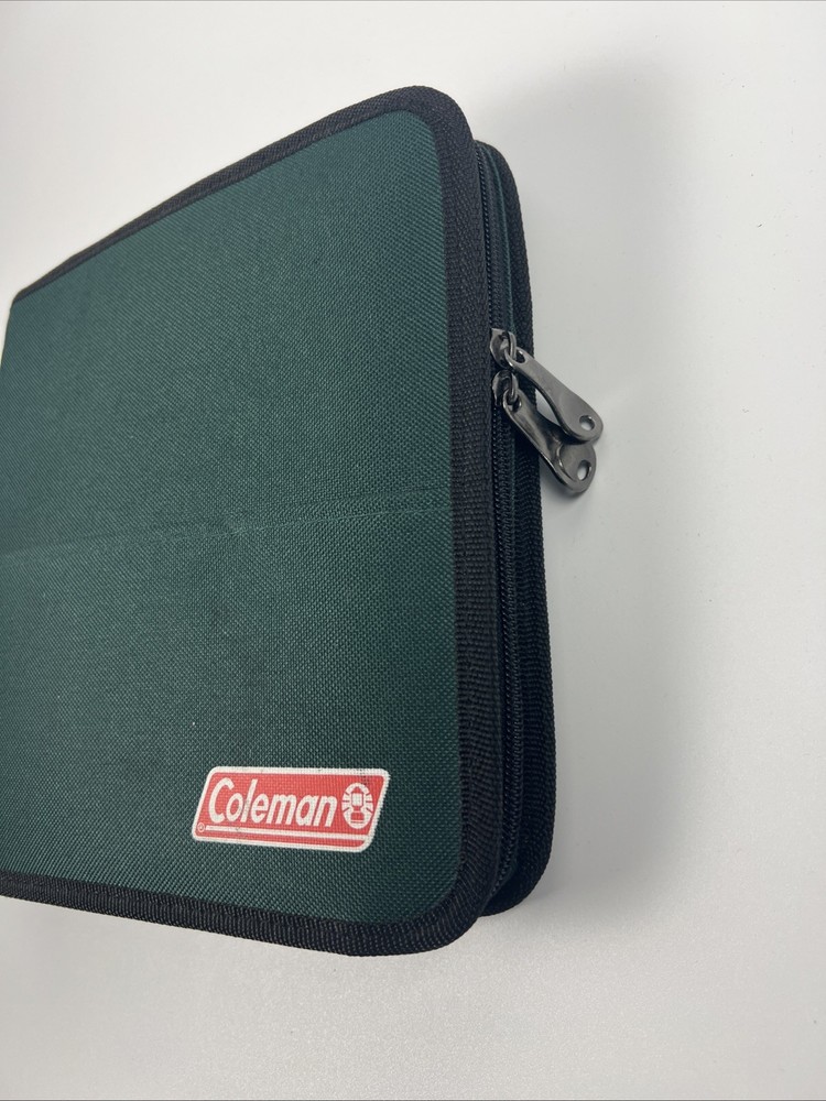 Coleman 16 piece Camping/Picnic pack- Set for 2