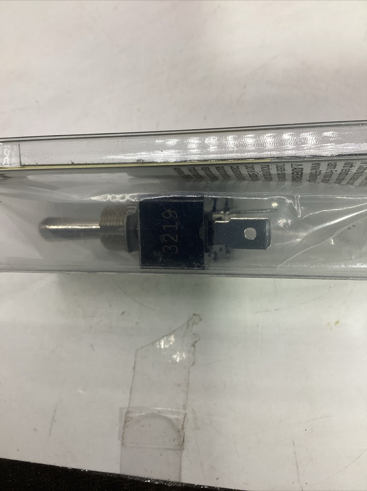 Hillman Toggle Switch 427679