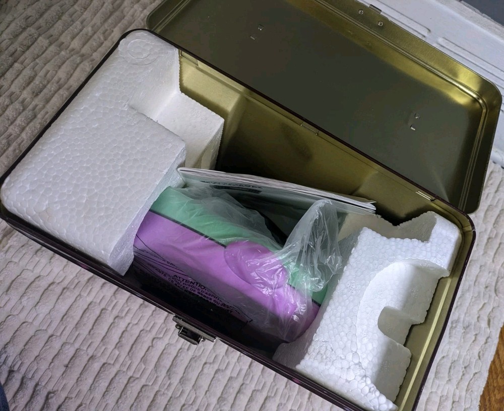 Donut Bakery By Nostalgia Electrics In Original Tin