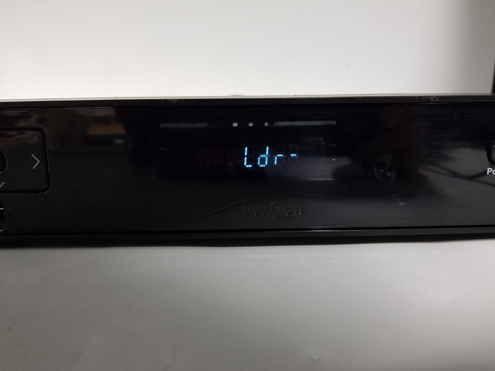 Cisco Digital Home Communications Terminal Model CHS 335HDC