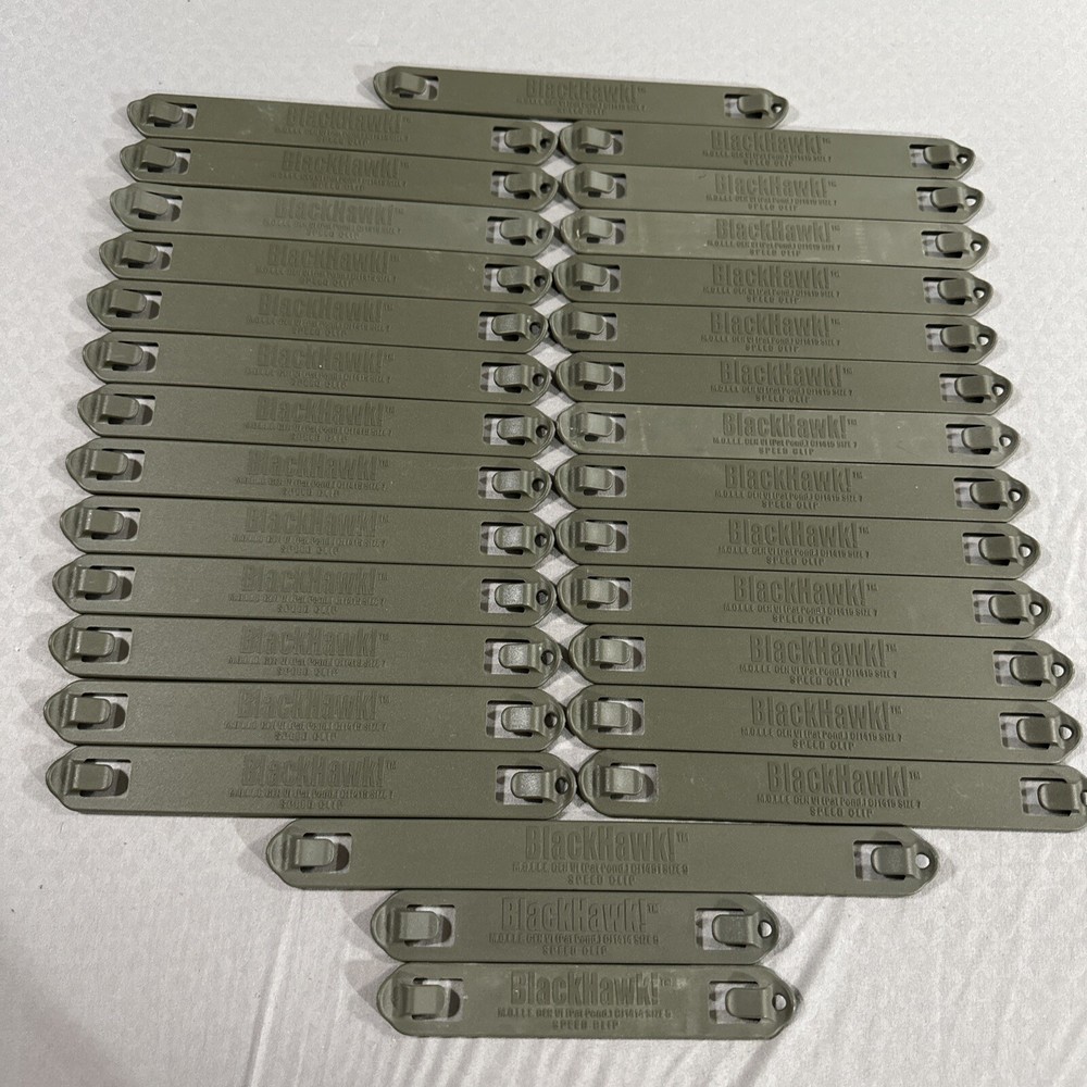 BUNDLE OF 30 MOLLE BLACKHAWK STRIKE MOUNTING SPEED CLIPS - Size 7 - 9 - 5