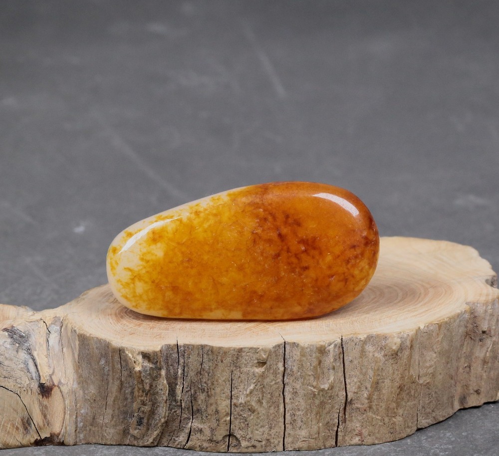 Certified 100% Hetian jade(Nephrite) Raw stone 和田玉聚黄皮籽料原石 41G