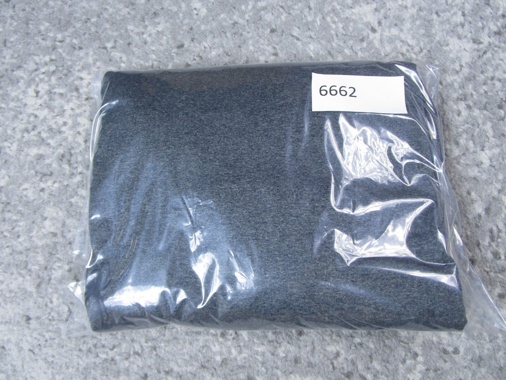 Spyder Sweater Mens Medium 1/4 Zip Gray Long Sleeve Pullover Mock Sweatshirt