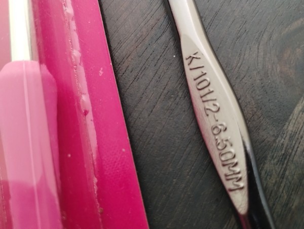 boye crochet hook D E I & K set of 4