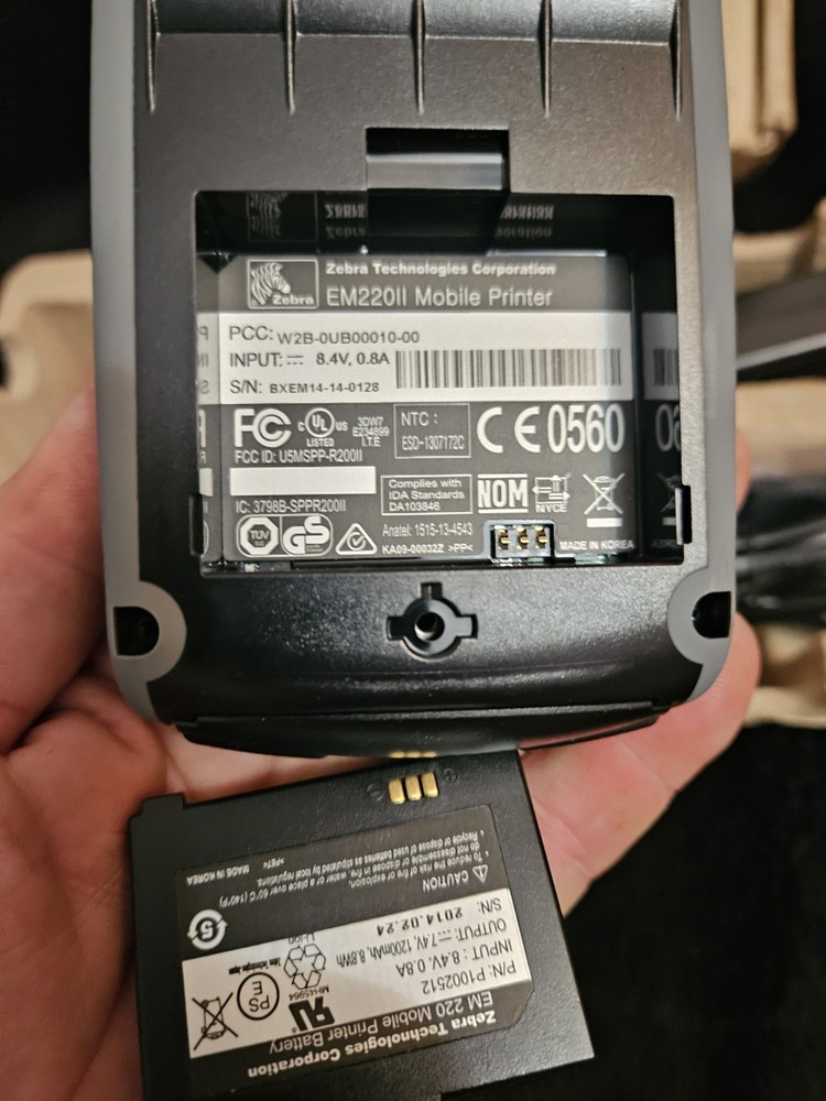 Zebra EM220II Bluetooth Mobile Thermal Receipt Printer Complete Kit Open Box
