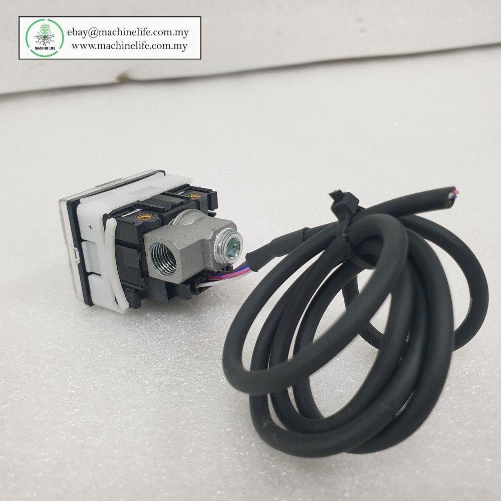 Keyence AP-C30W Pressure Sensor