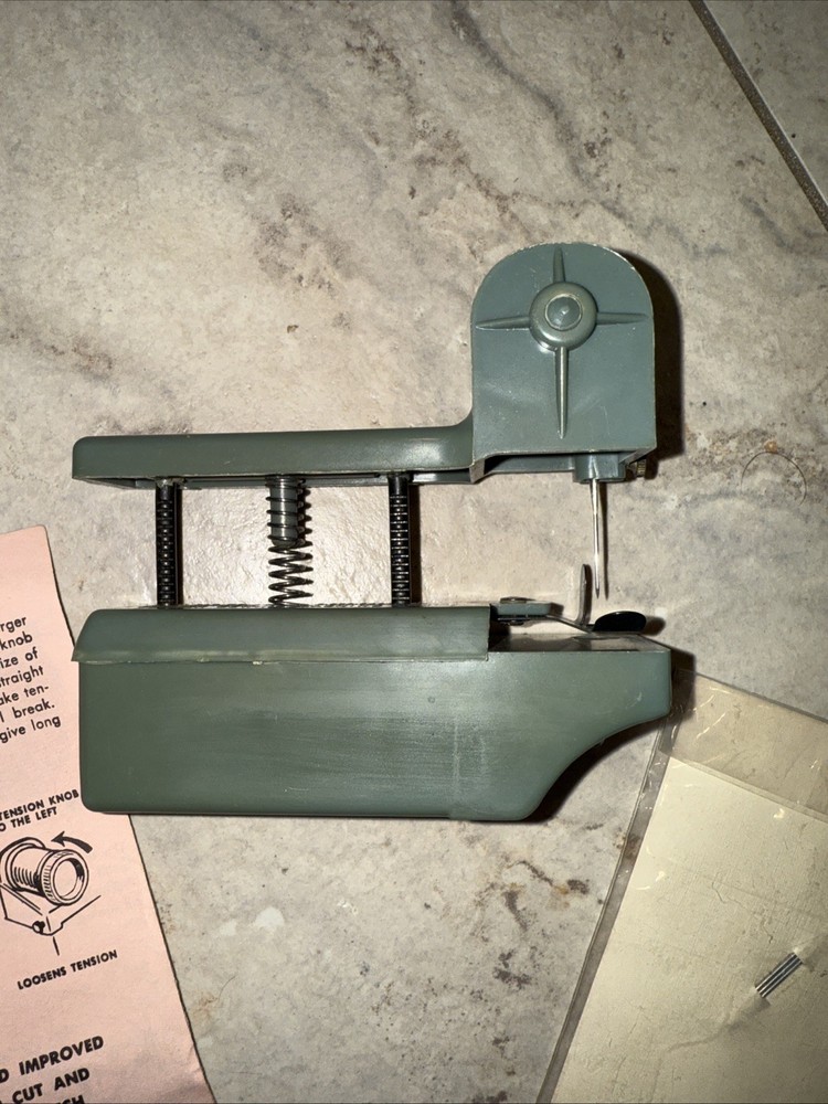 Dexter Automatic Hemmer & Stitcher Spool Thread Needle Threader Made In USA