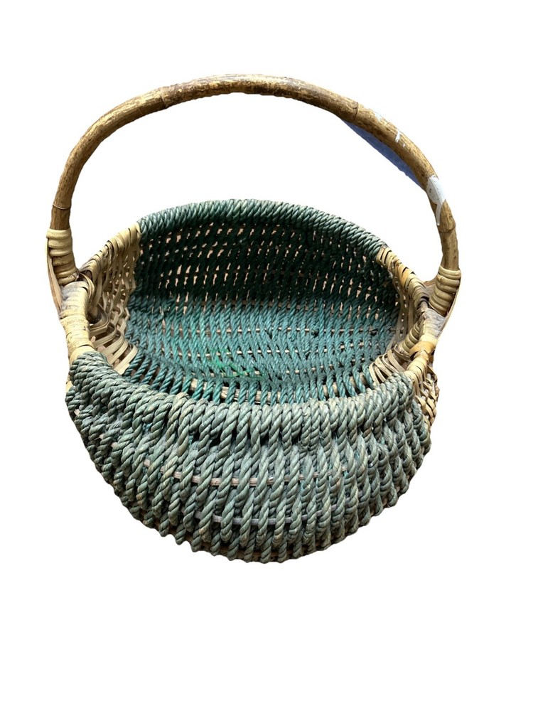 Large Hand Woven Basket Split Buttocks God’s Eye Primitive Handle Gathering Eggs