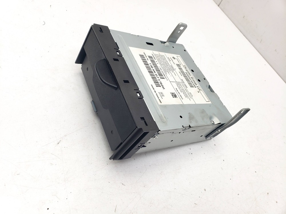 JEEP CHEROKEE KL MK5 CD PLAYER HEAD UNIT P05091563AB 2014
