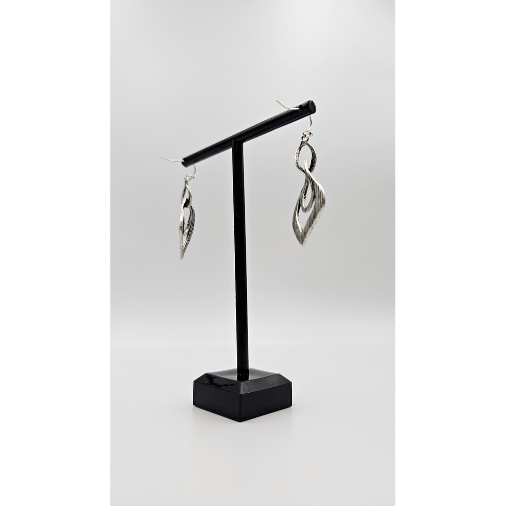 SILVER TONE FILIGREE TEARDROP DANGLE EARRINGS Boho Scroll Design
