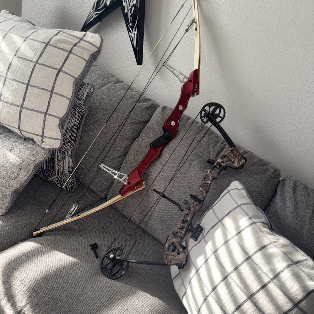 2- Bows 1-VINTAGE PSE COMPOUND 1-Barnett Archery Vortex READ Description