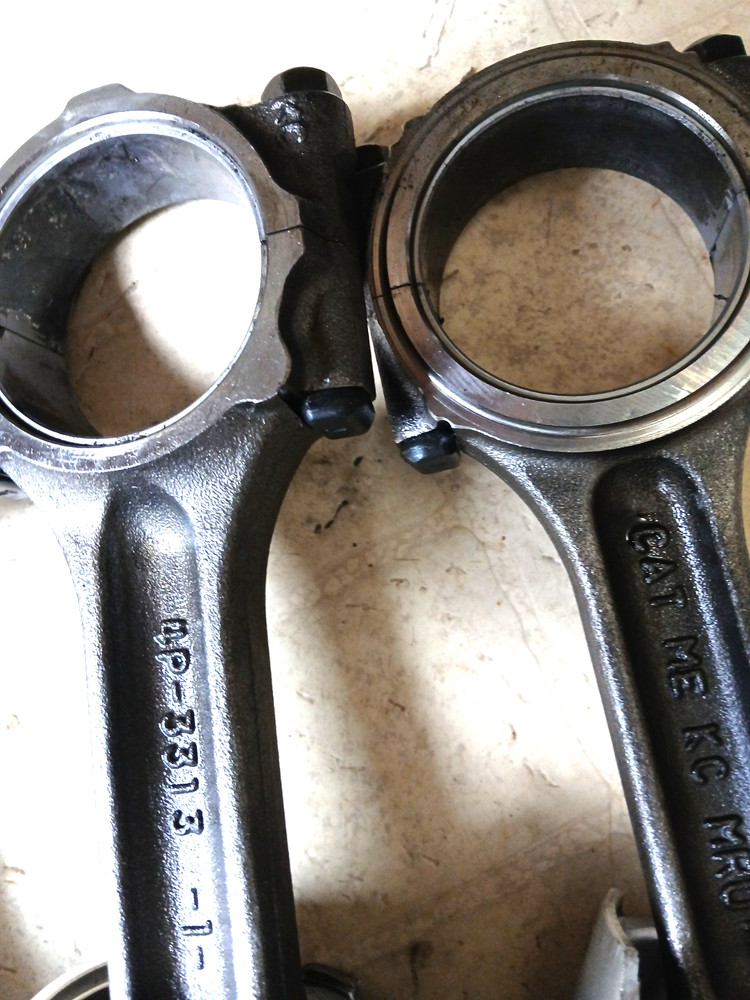 Caterpillar 3116 Piston With Connecting Rod Assembly