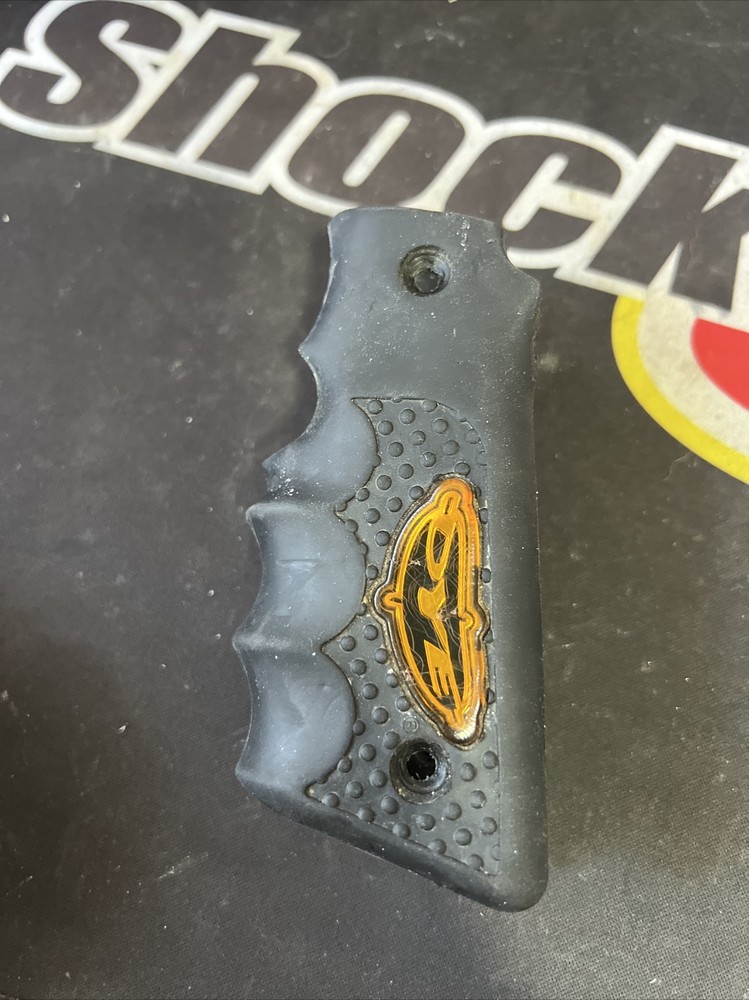Paintball Autococker Ion Shocker Dye Grips