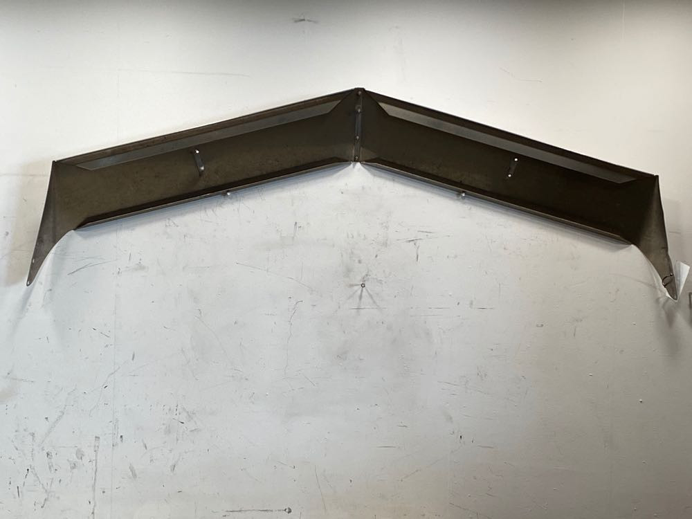 2009 Peterbilt 365 Visor (654-10440)