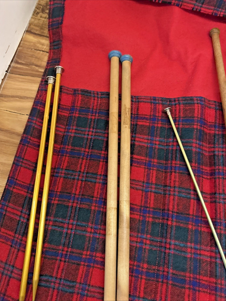 Vintage Five Pair Knitting Needles With Plaid Wool Storage Caddy Wrap
