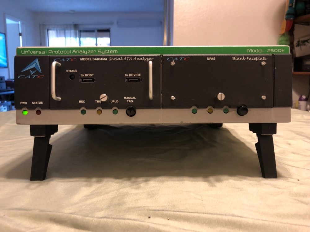 CATC 2500H Universal Protocol Analyzer System with SA004MA Serial ATA Analyger.