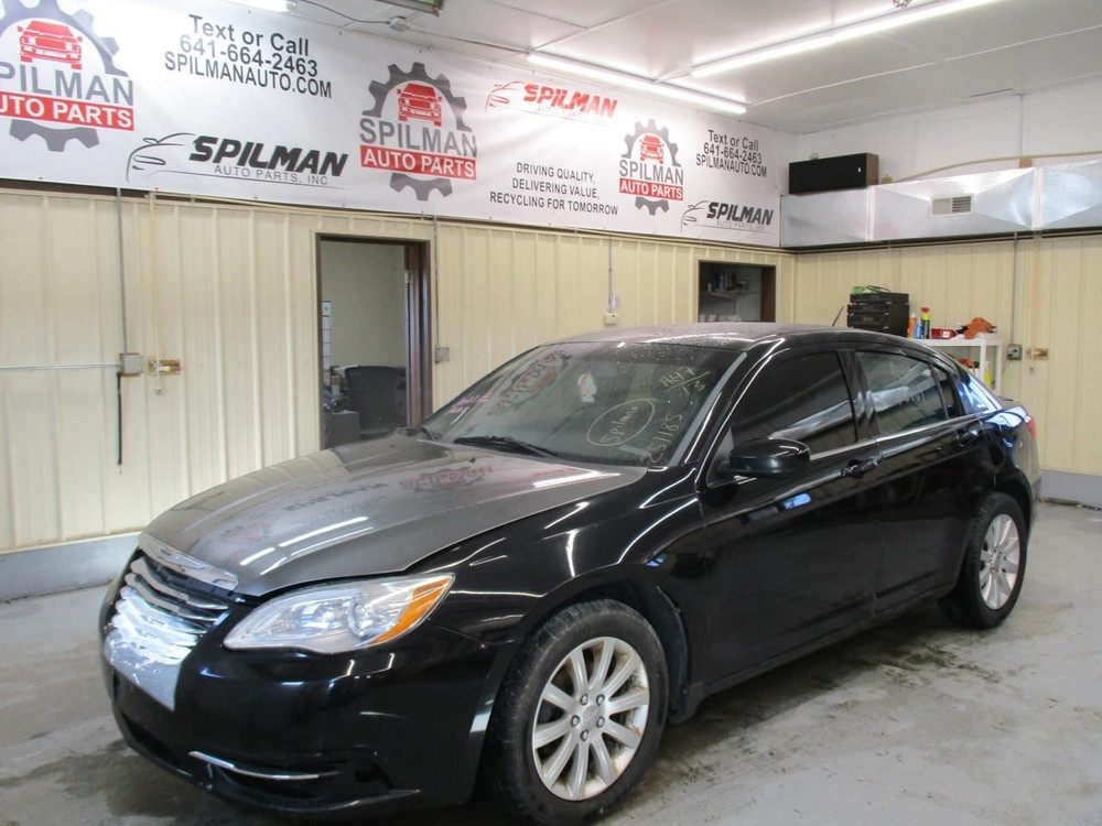 200 2013 High Mounted Stop Light 1881698