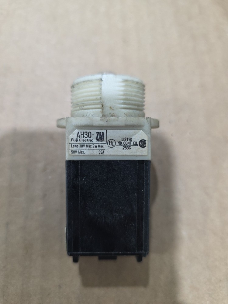 FUJI ELECTRIC INDICATOR LAMP BUTTON AH30-ZM