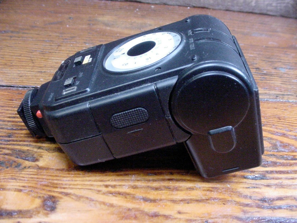 Minolta Auto128 Flash | For Any Camera w/ Single Flash Contact | Tested | $18 |