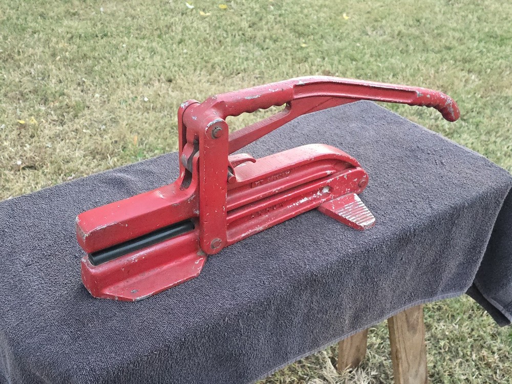 Vtg Akron Fire Hose Compressor Clamp Fireman Fighting Old Squeeze Shut Off Tool