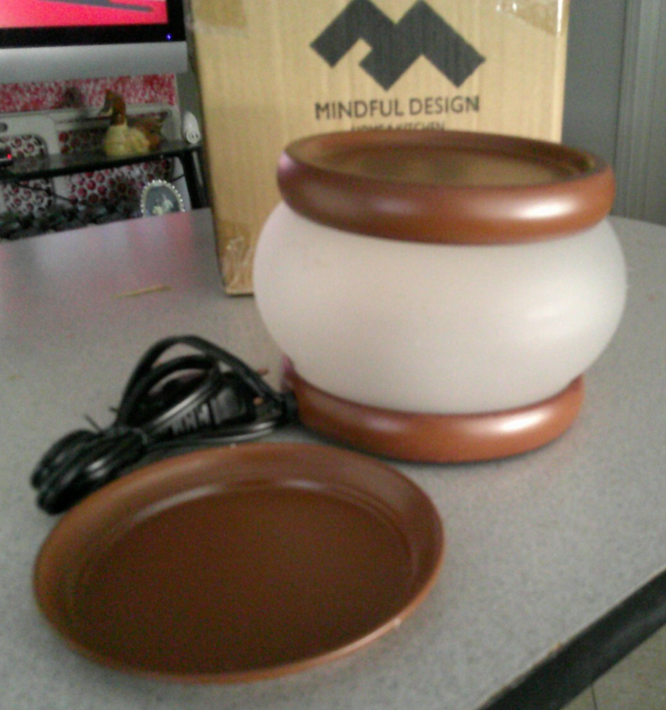 MINDFUL DESIGN HOME & KITCHEN, Fun Designed candle Warmers Light new