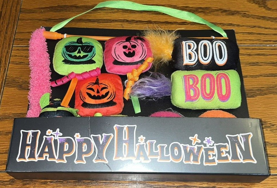 HALLOWEEN CAULDRON BUNDLE PLUSH CAT TOY SET - 10 PIECES - HYDE & EEK