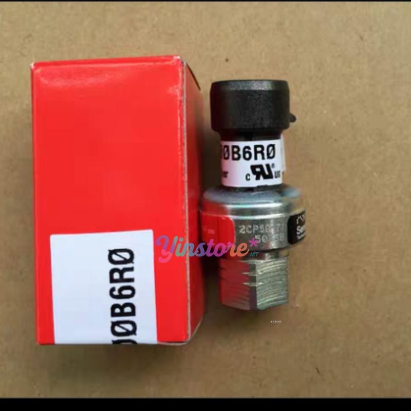 1 pc. New SPKT00B6R0 Pressure Sensor