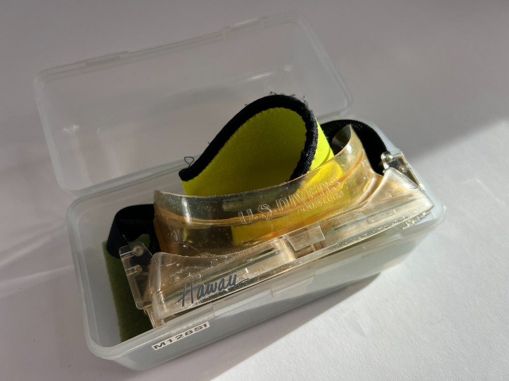 US Divers Hawaii Dive Mask Clear with Case - Dive Goggles